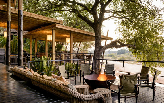 Worlds-Best-Safari-Lodges-Singita-Ebony-Lodge-Deck